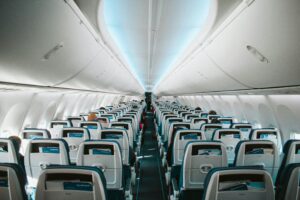 avoid middle seat on a plane