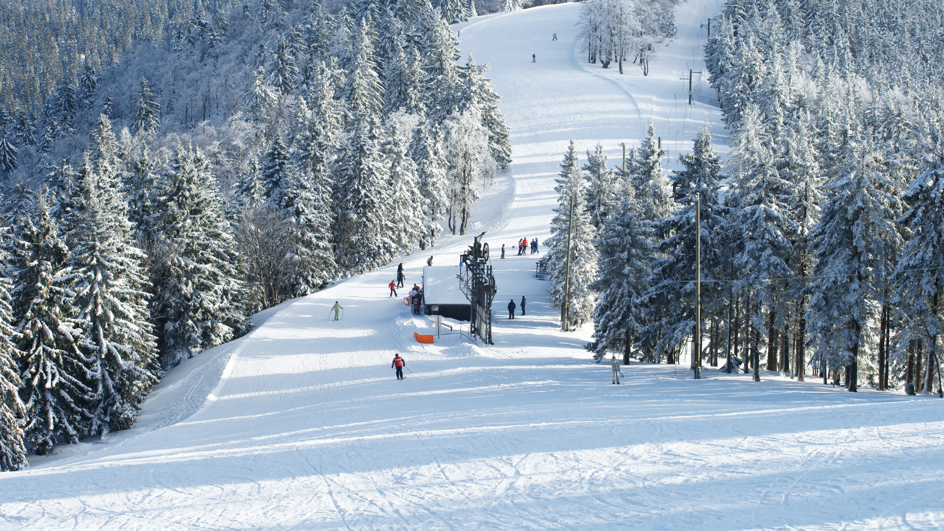 Planning a winter getaway? These 11 ski resorts offer the most festive holiday experiences